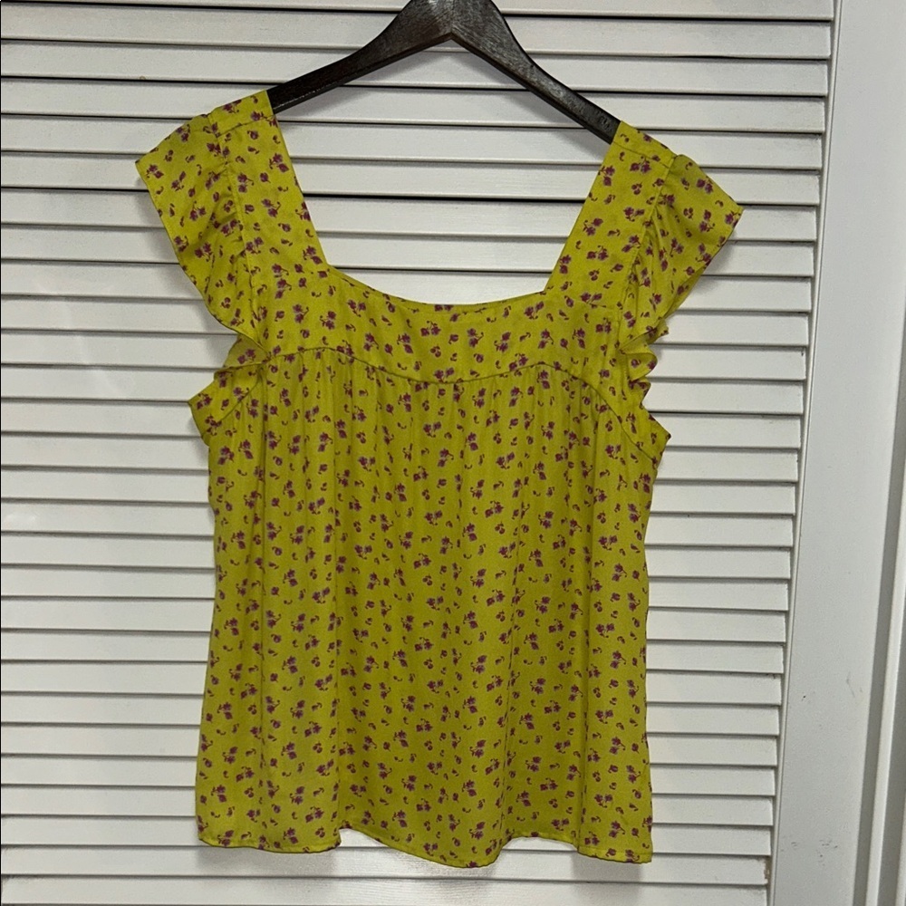 Floral Chartreuse flowy women’s top with pink flowers